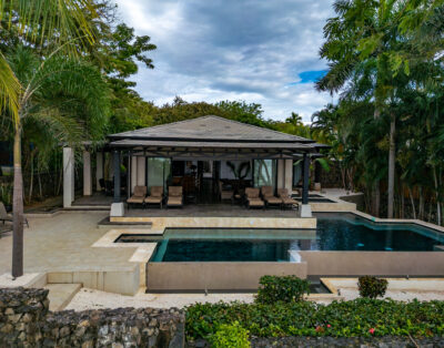 Casa Fuente – Beachfront Luxury Villa