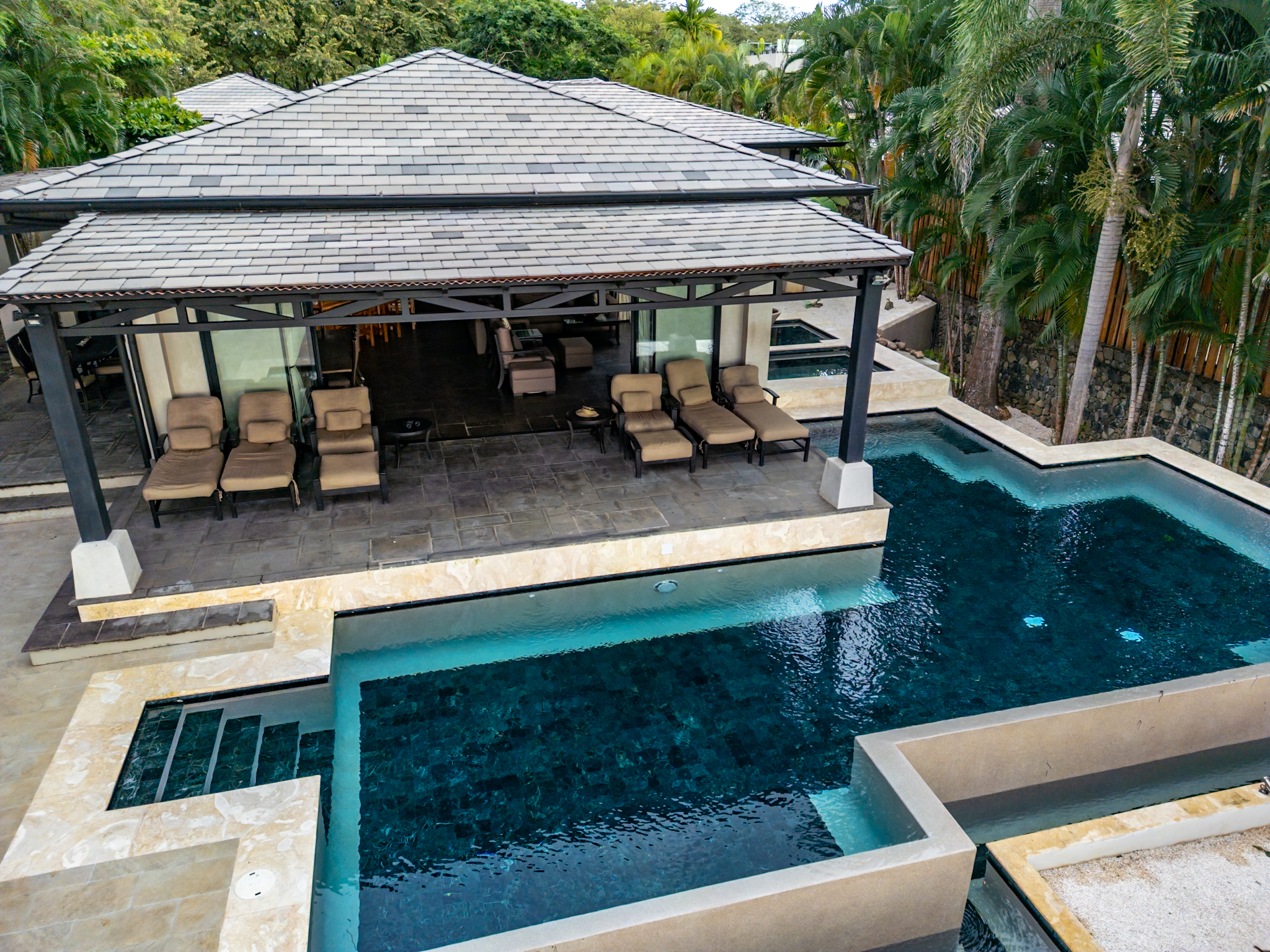 Casa Fuente – Beachfront Luxury Villa