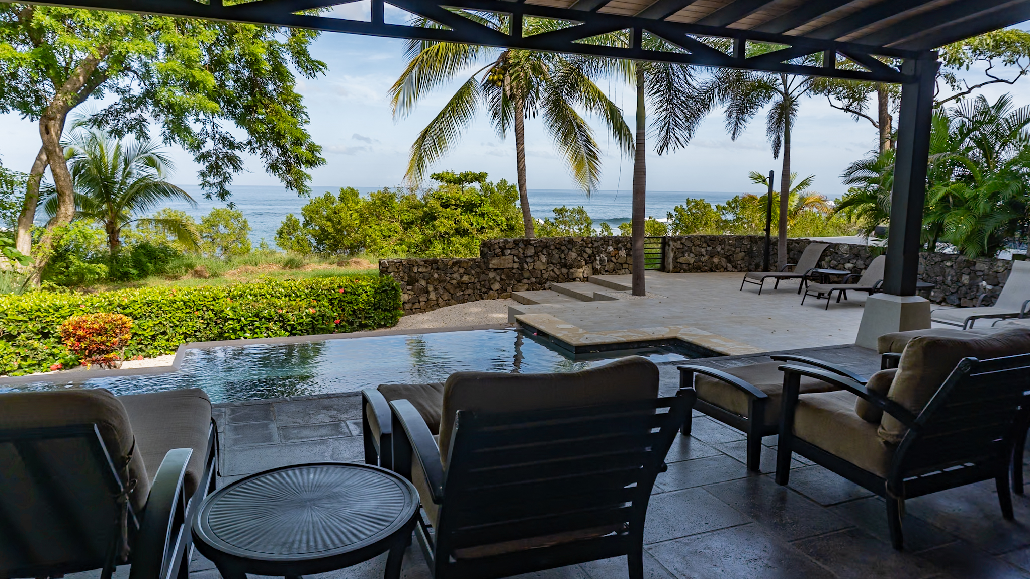 Casa Fuente – Beachfront Luxury Villa